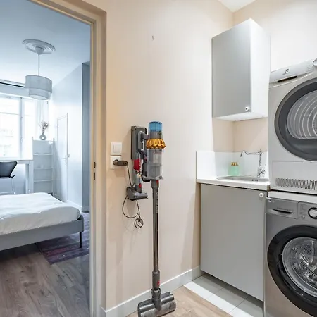 Exceptional 220 M2 Lägenhet Paris